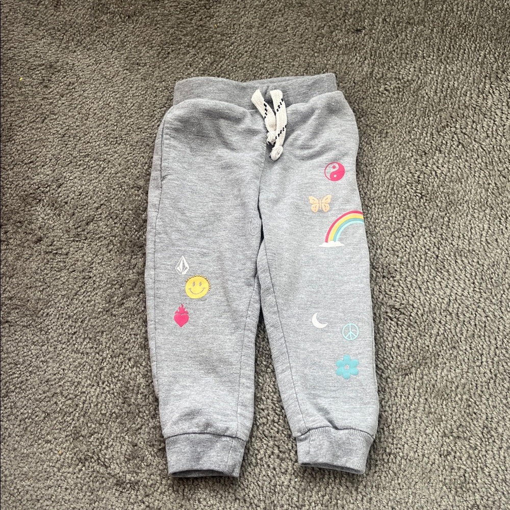 2T Kid Bundle(Fits like 2/3 year old) 7 items total - Picture 4 of 11